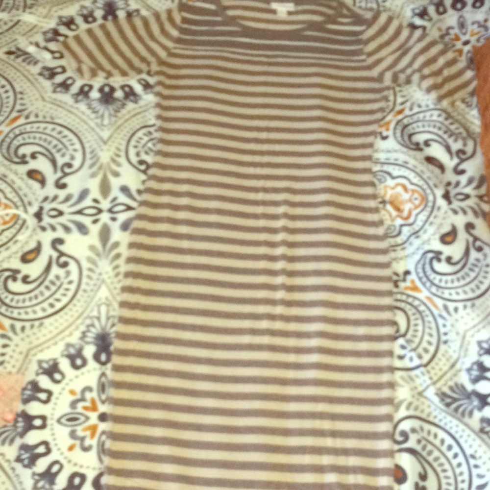 LuLaRoe Julia XS!